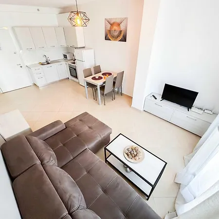 Apartment 601