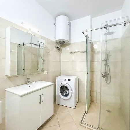 601 Apartment Golem (Tirana)